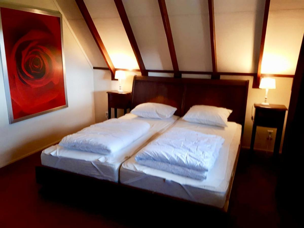 Tiendeveen Villa Martensplek Met Sauna מראה חיצוני תמונה